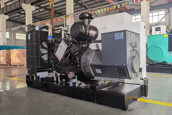 上柴柴油发电机组.jpg 上柴柴油发电机组.jpg